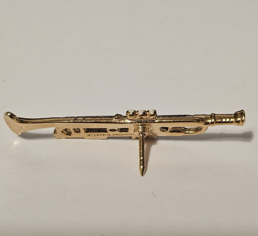 VTG Future Primitive Gold Tone Trumpet Musical Instrument Pin Museum Quality