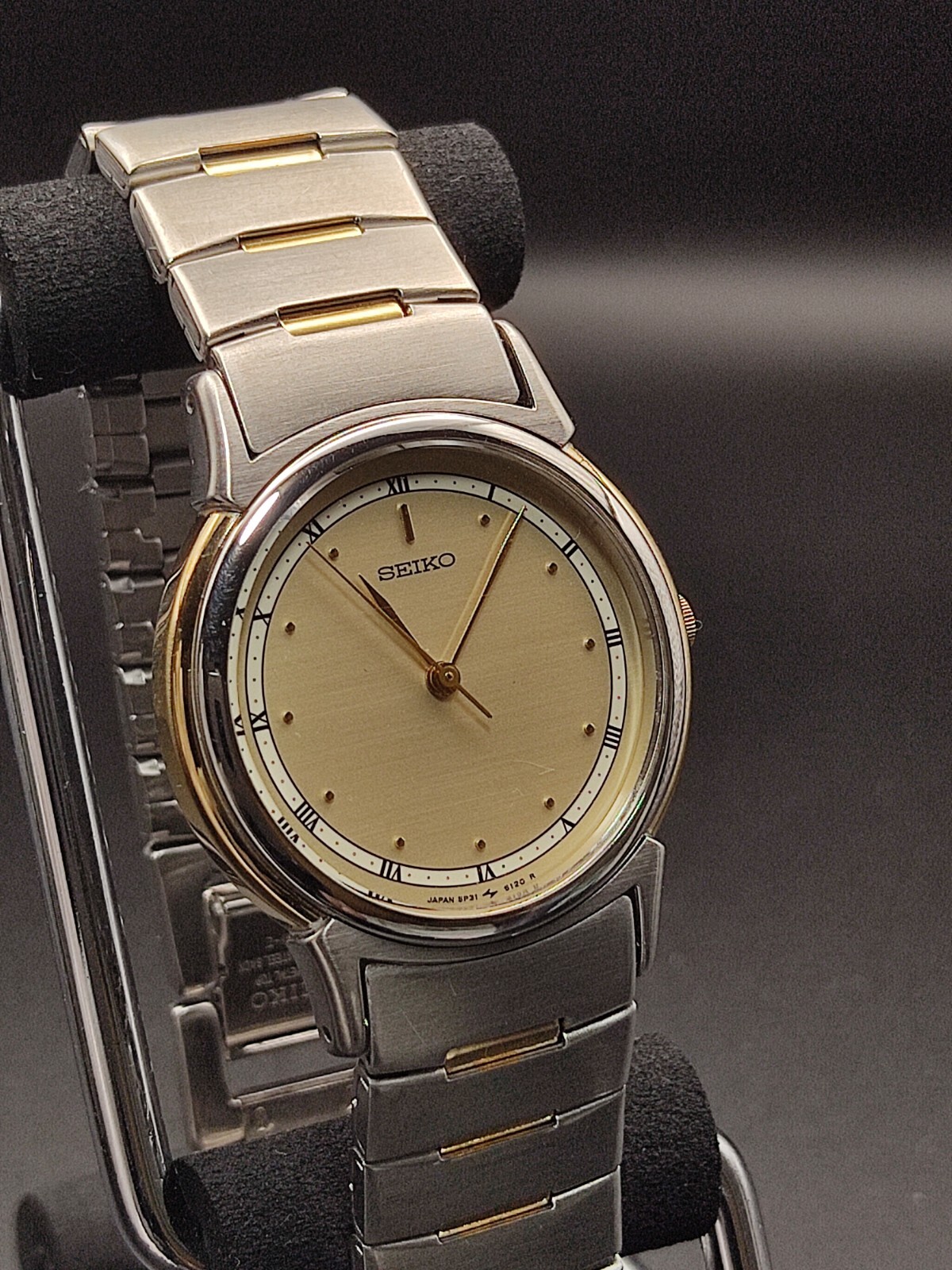 Good condition Seiko Session 5P31 Quartz watch Working condition Made in Japan