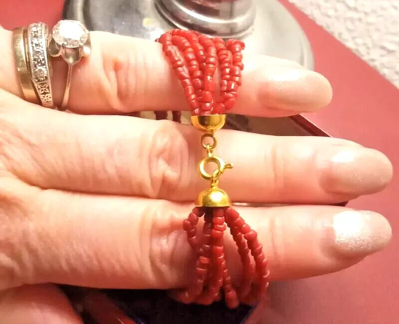 🦋Antique 18Kt 750 Gold Scare Multifilament Coral Bracelet🦋