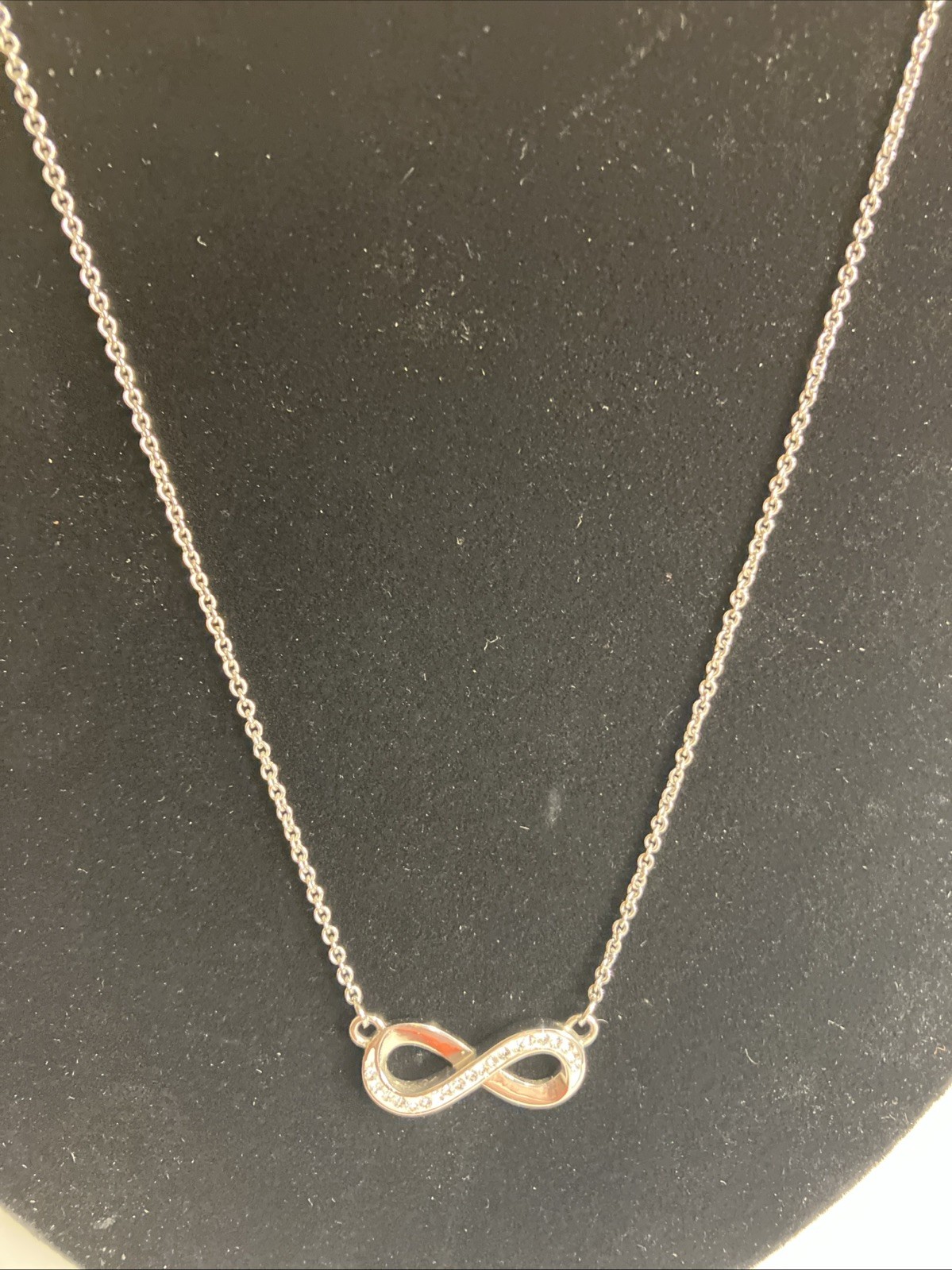 HMK LIC Stainless Steel Infinity Necklace 18-20” Adjustable Elegant Gorgeous