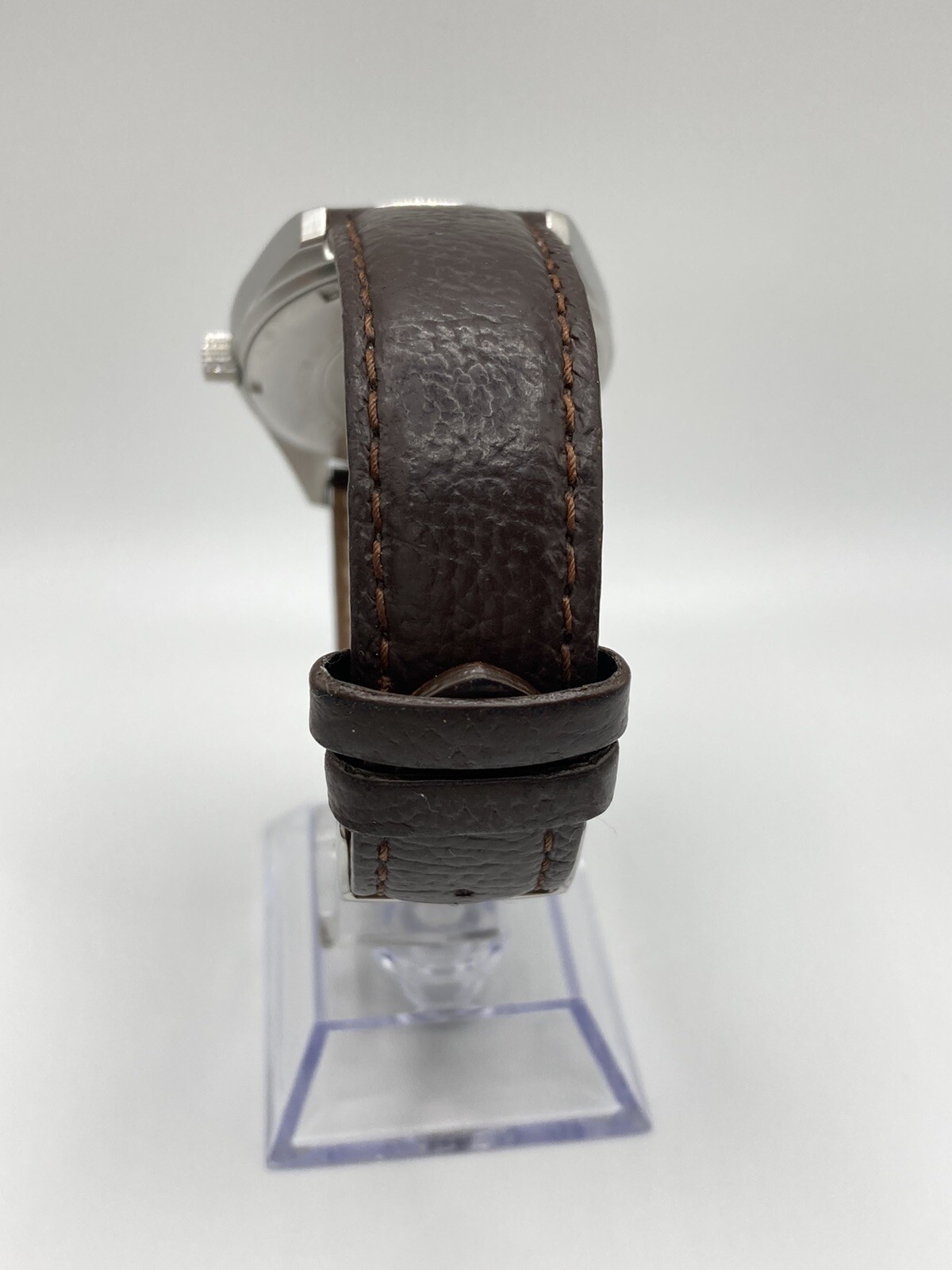 Vintage 90’s Swiss Army Men’s Garrison Watch Men’s Leather Band Watch 241083