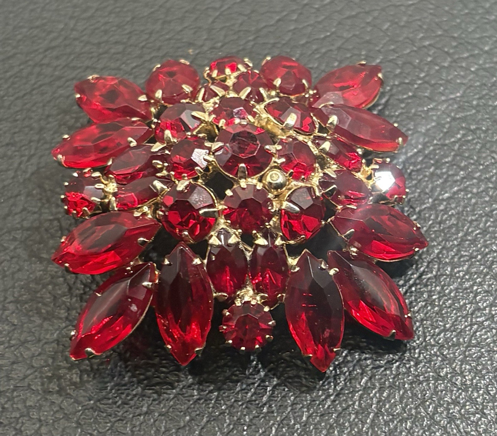 Vintage Ruby Red rhinestone Brooch Juliana Style Layered Red Crystal Gold Tone