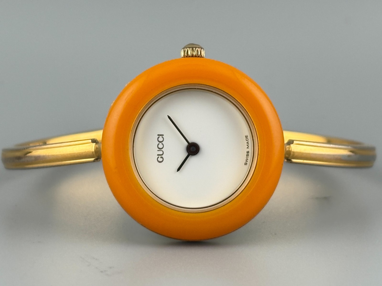 [S size Very Good] Gucci Change Bezel 11/12.2 Gold Yellow Watch Auth