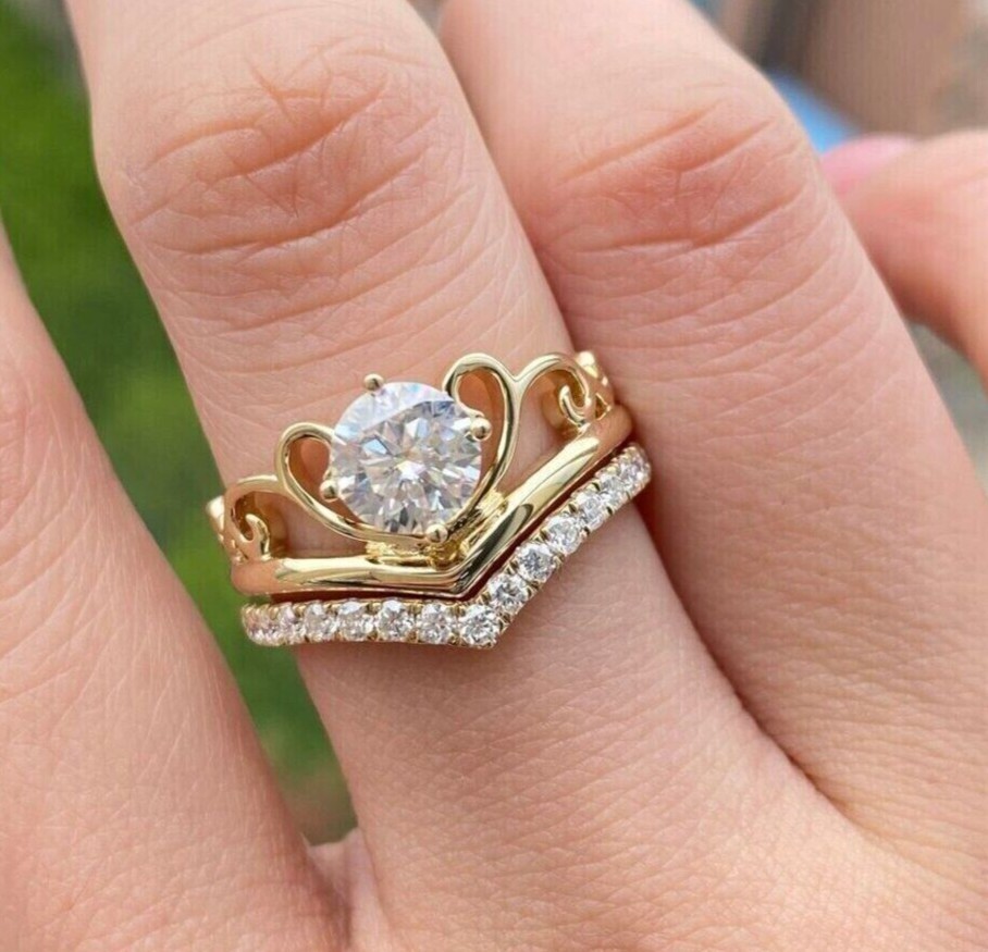 1.20Ct Round Cut Simulated Diamond Stunning Wedding Ring 14K Yellow Gold Plated