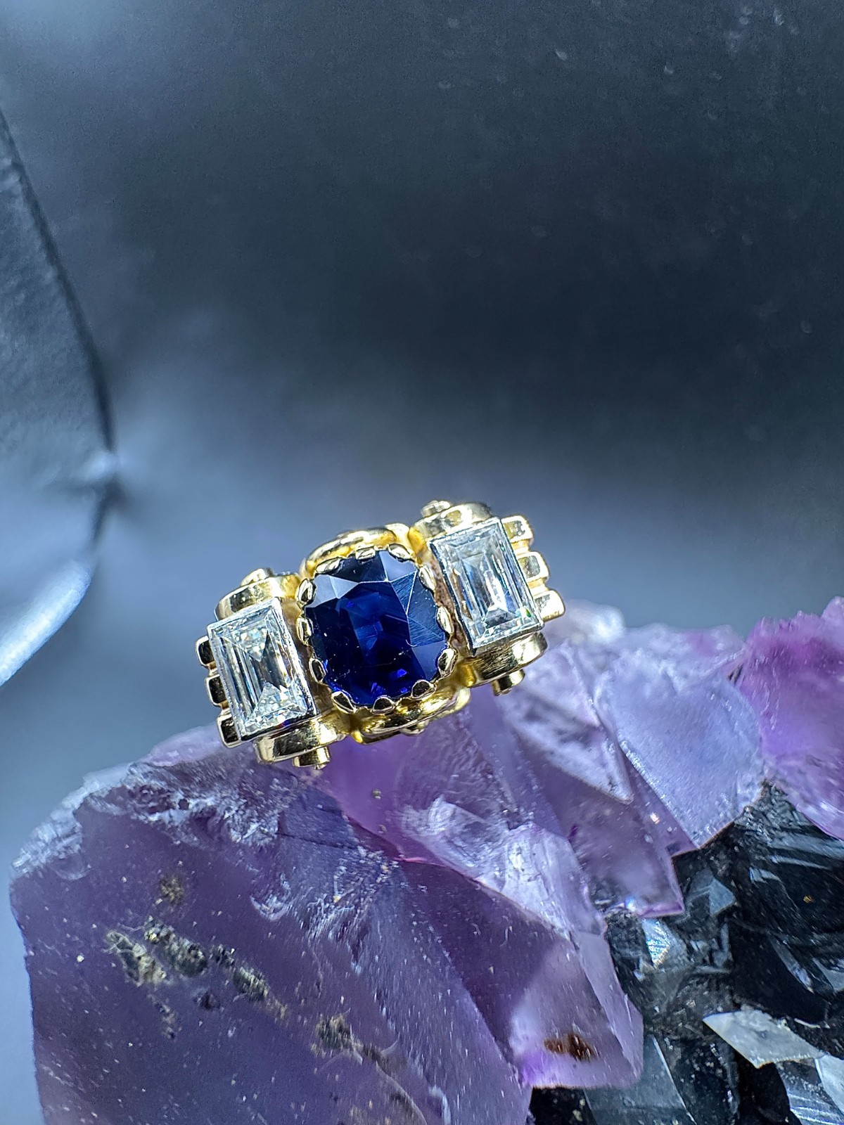 Handmade 18ct Yellow Gold Ring with Blue Sapphire & Diamond Baguettes