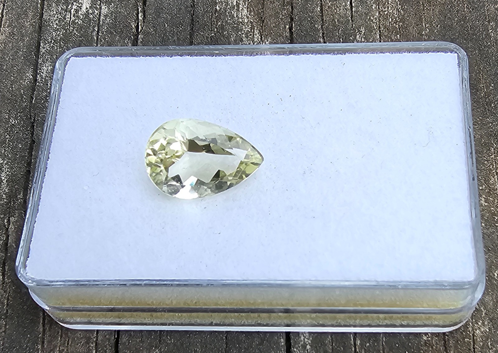 Yellow Beryl 14×9.7mm Pear Shape Loose Gemstone!