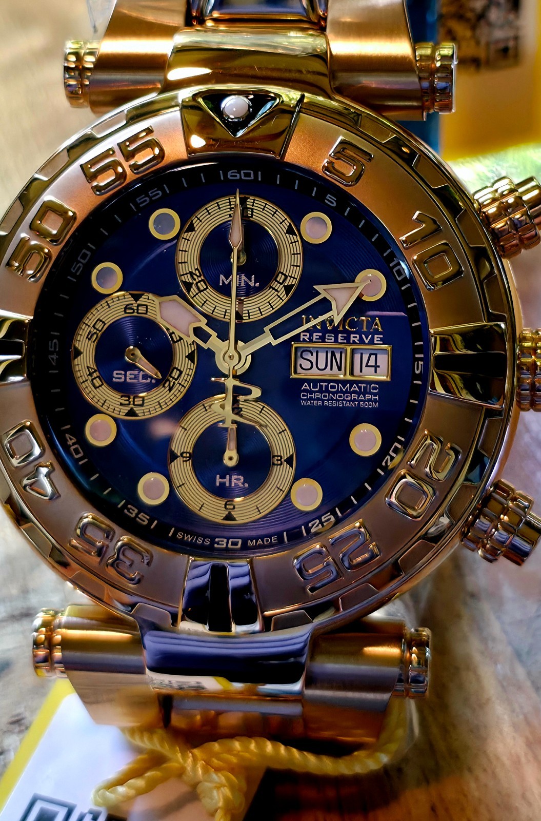 INVICTA SWISS MADE SUBACQUA NOMA I VALJOUX 7750 AUTO CHRONO LE BLUE DIAL & 18KT