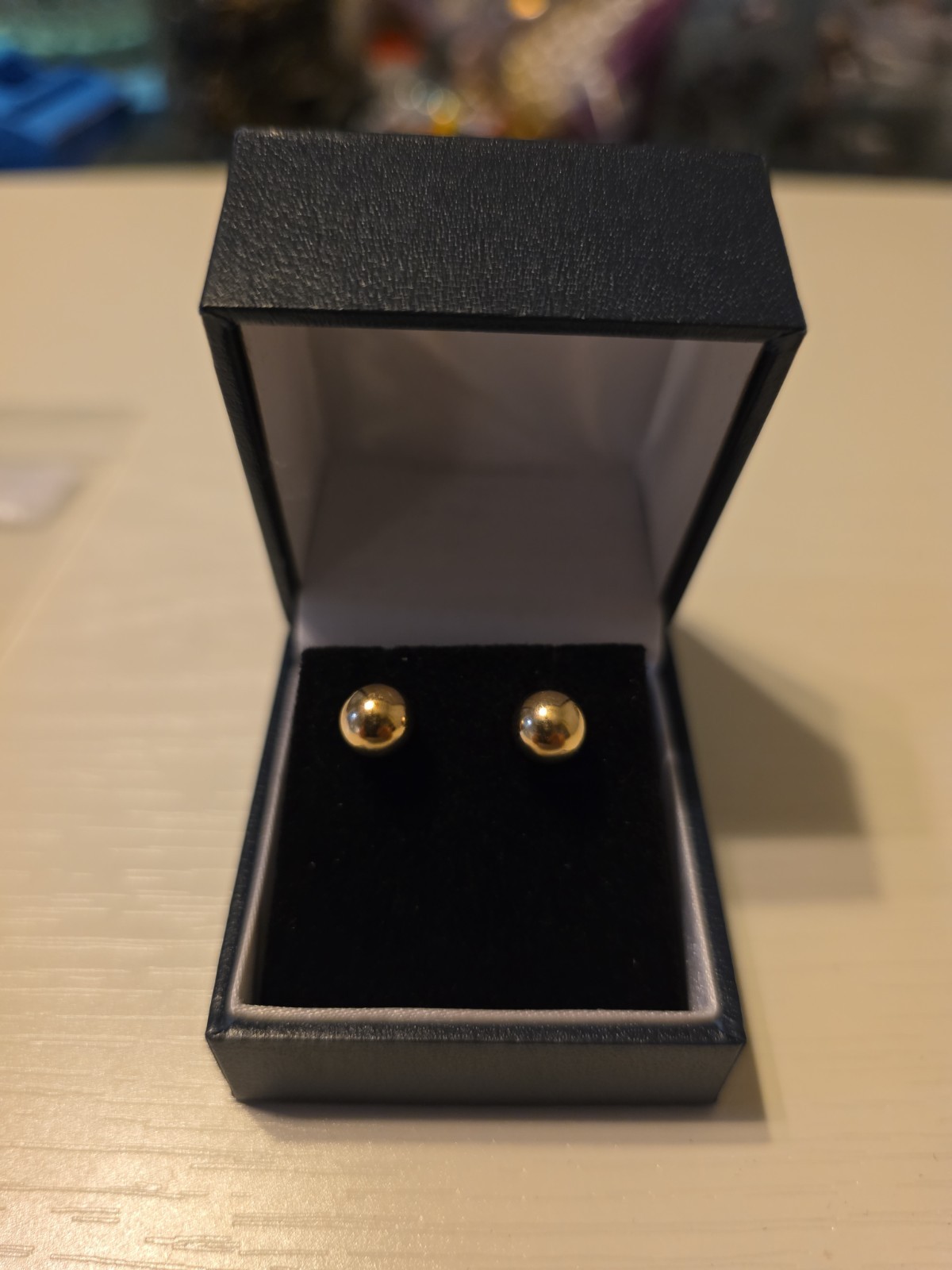 14k Gold Stud Earrings Perfect for Every Day Wear Or Any Special Occasion!!