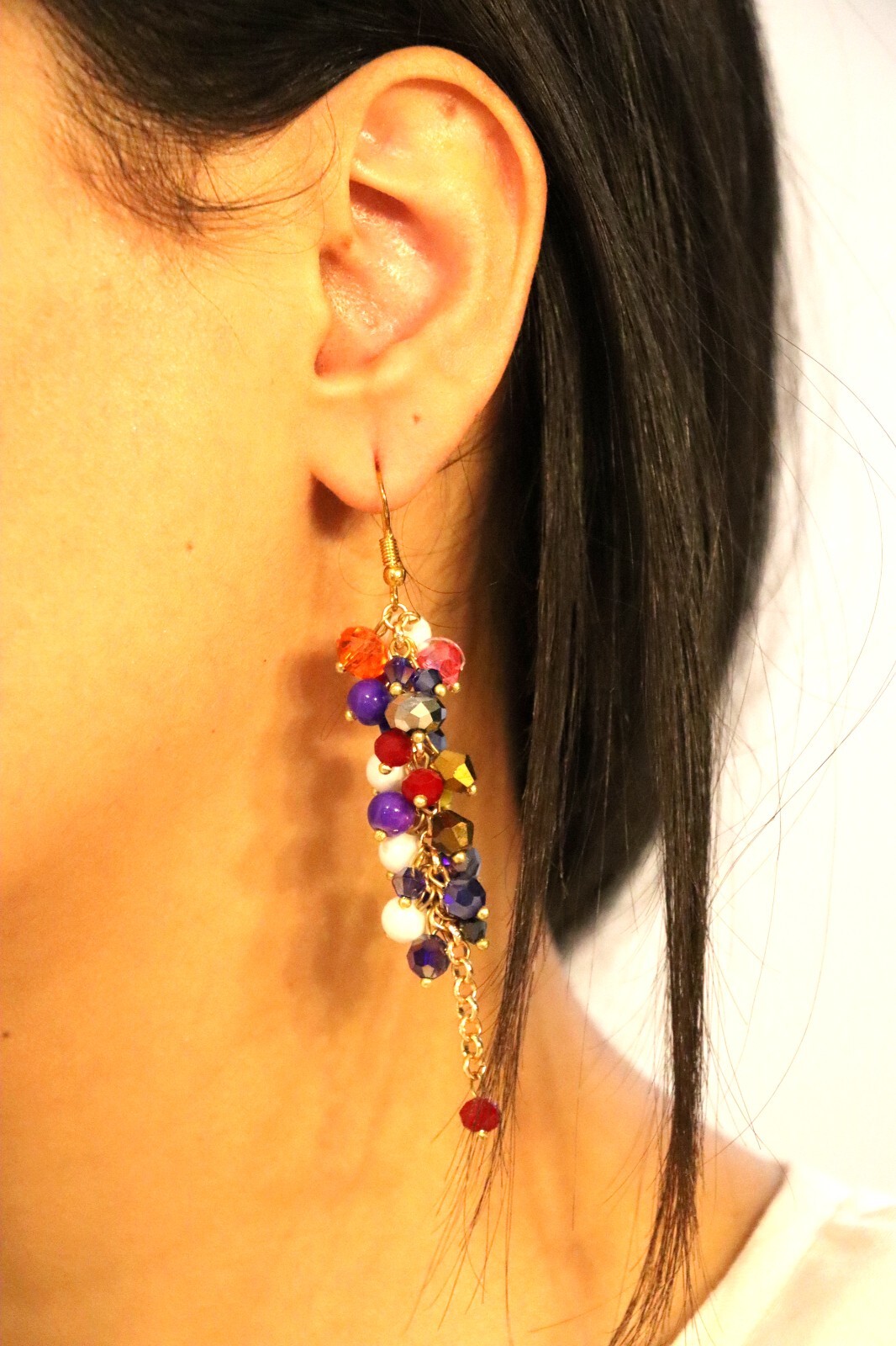 Earrings are glass beads fresh and elegant.