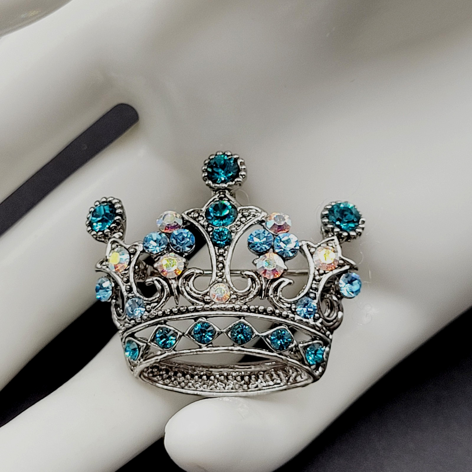 Regal Royal Queen Crown with Light Blue Rhinestone Silver Tone Pendant Brooch