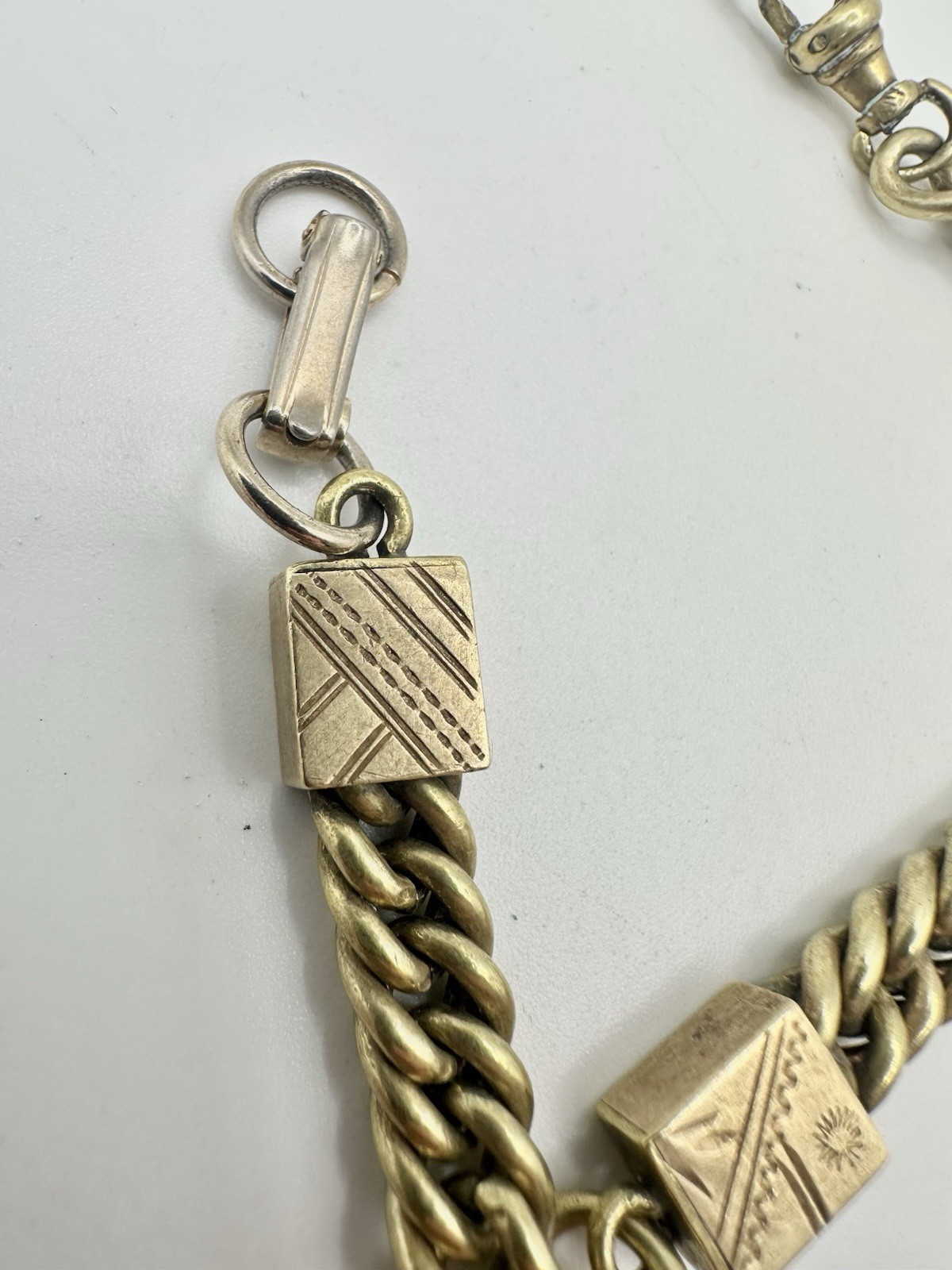Antique VTG 7-8in Fob Chain Bracelet Cameo Brass? Gold Filled Swivel Clasp Read