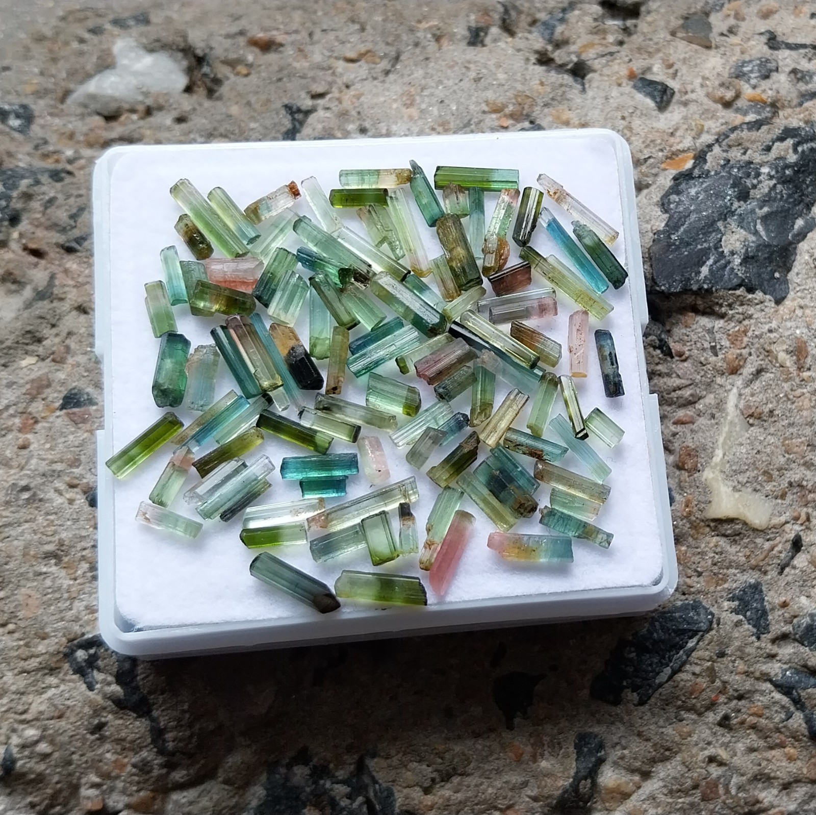 42 Carat 4.5 to 13 MM Natural Green Bi Color Tourmaline Pencil 105 Piece Lot
