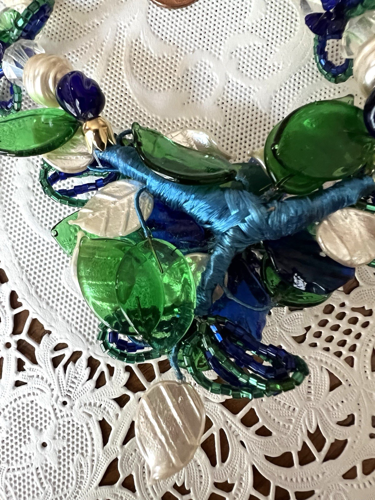 Vintage Venetian Cobalt & Green Flower Bead Art Glass Necklace 15″ + 3″ Extender