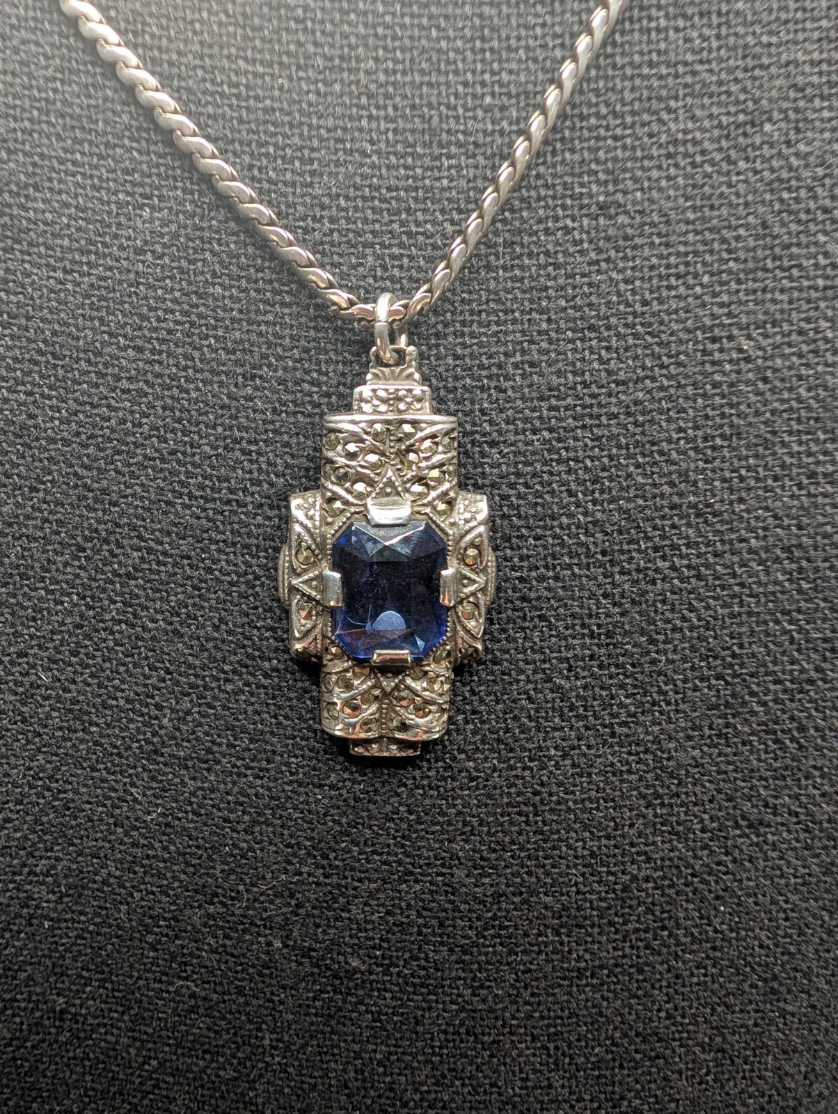 Uncas Manufacturing Sterling Sapphire Marcasite Art Deco Pendant And Chain 925