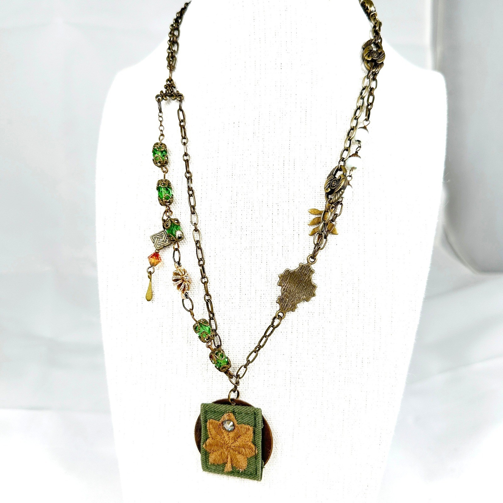 Army Major Field Grade Patch Necklace Handmade Assemblage Vintage Beads 18″