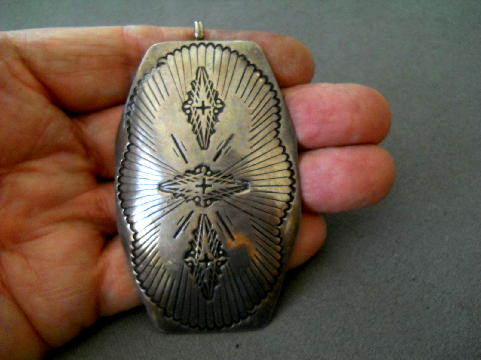 R.A.L YELLOWHORSE Native American Navajo Sterling Silver Chased Pendant 3.8″ 93g