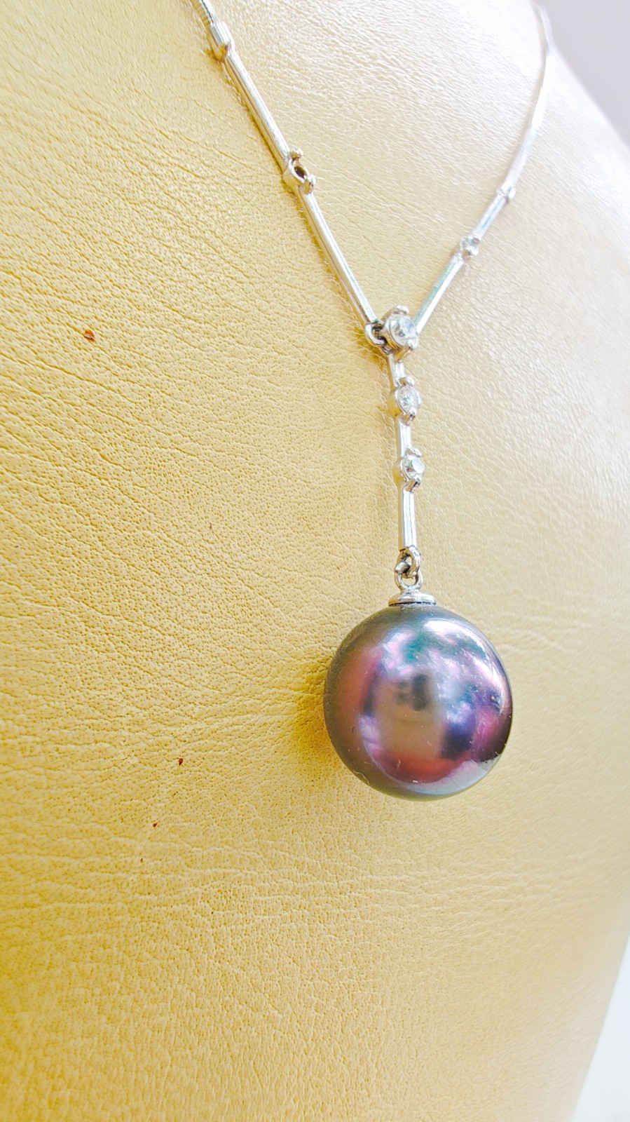 18K White Gold 10.9mm Tahitian Pearl .11ct Diamond Necklace 17” 6.12g