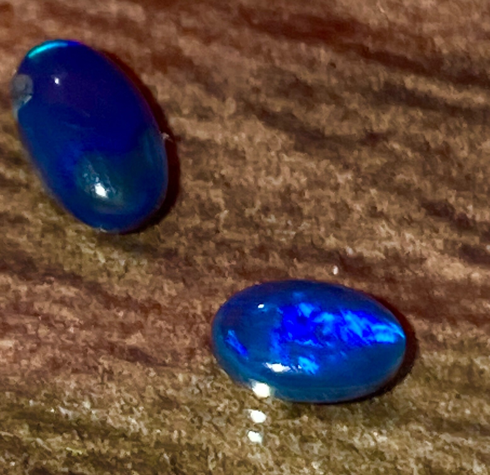 #934 0.40 Ct 2x SOLID Opal Lightning Ridge please read description