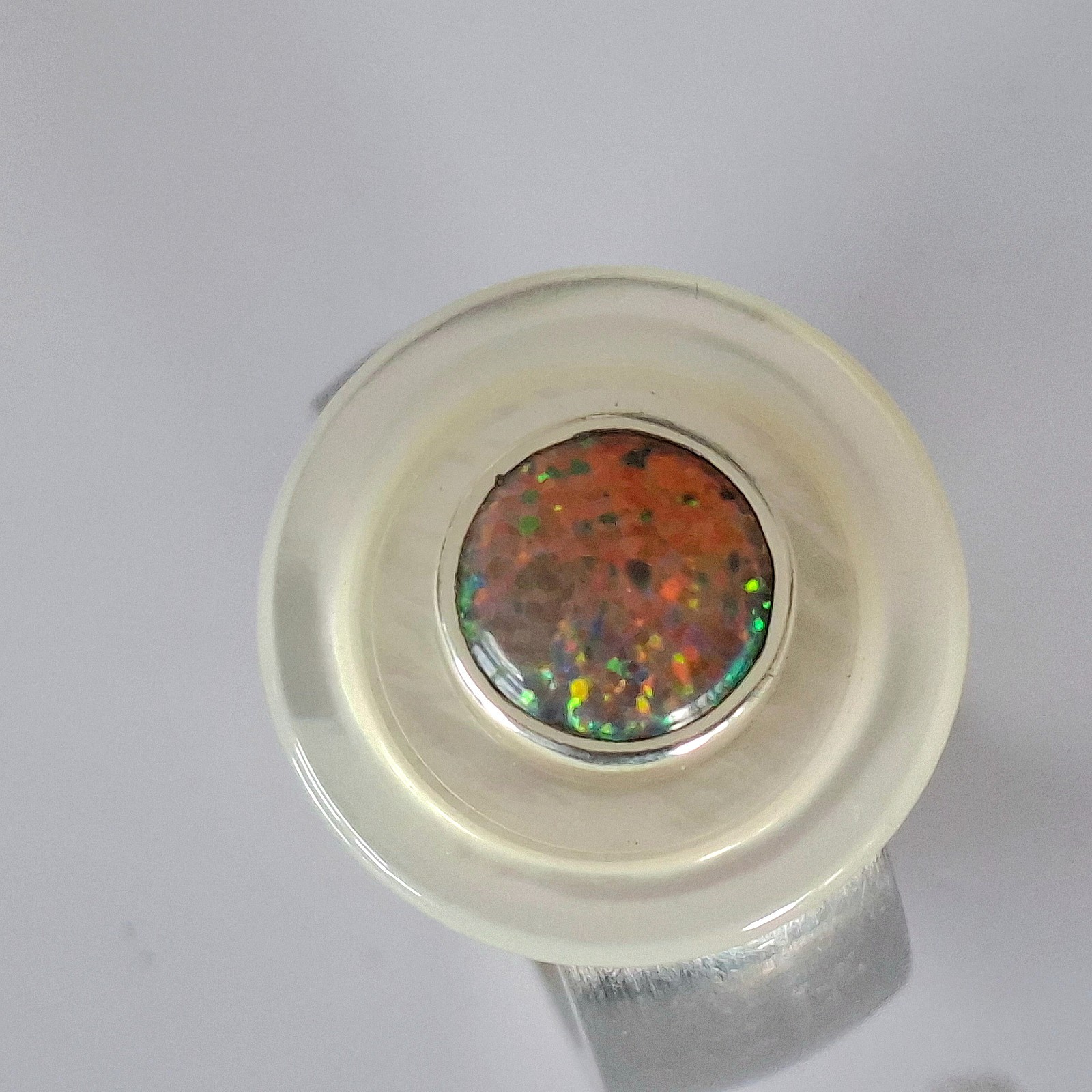 – Beautiful synthetic opal head set in silver for Charlotte 21 –