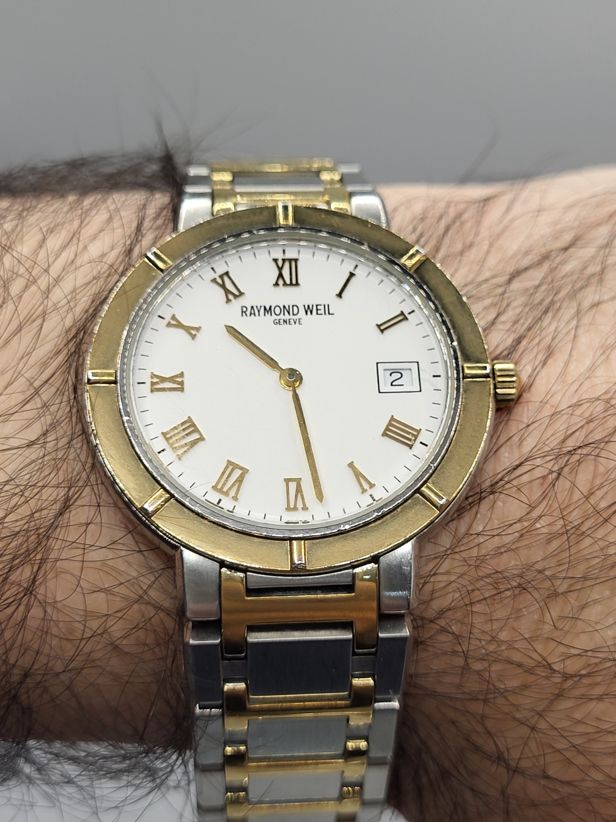 RARE [N. MINT] 35mm Raymond Weil 8800 Swiss Men’s 18k Gold Bezel Watch 8.25″