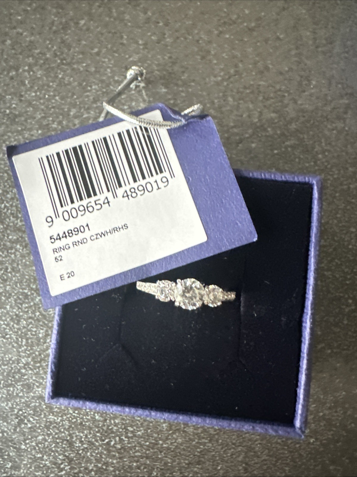 Swarovski Stilla Attract Ring Silver Size 6 With Box And Tag