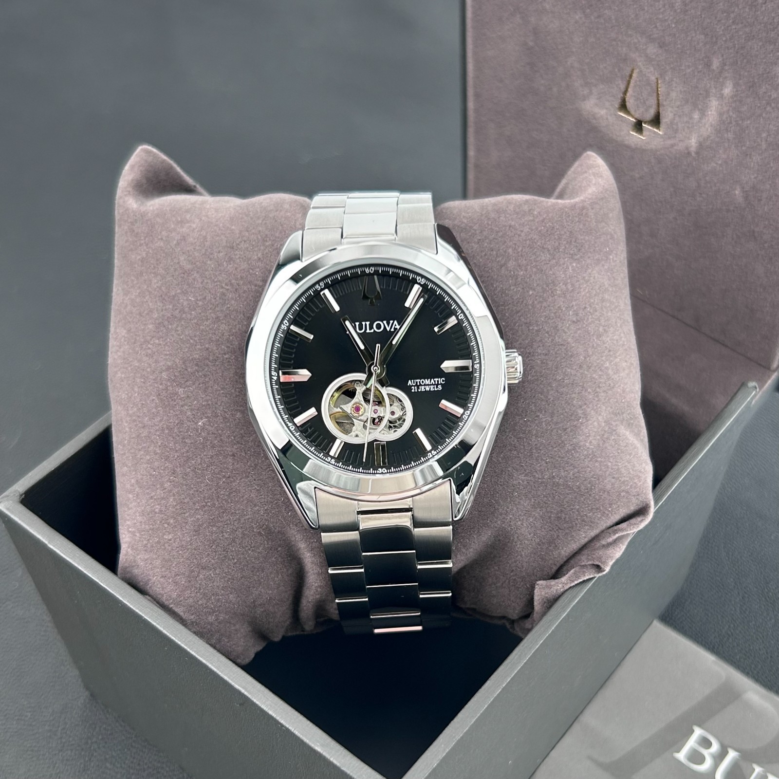 Bulova Surveyor 96A270 black Dial Men’s classic Automatic Chronograph 42mm