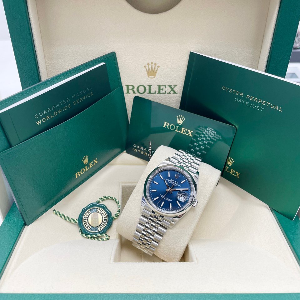 Rolex 126200 Datejust 36mm Stainless Steel Domed Smooth Bezel Blue Index Dial