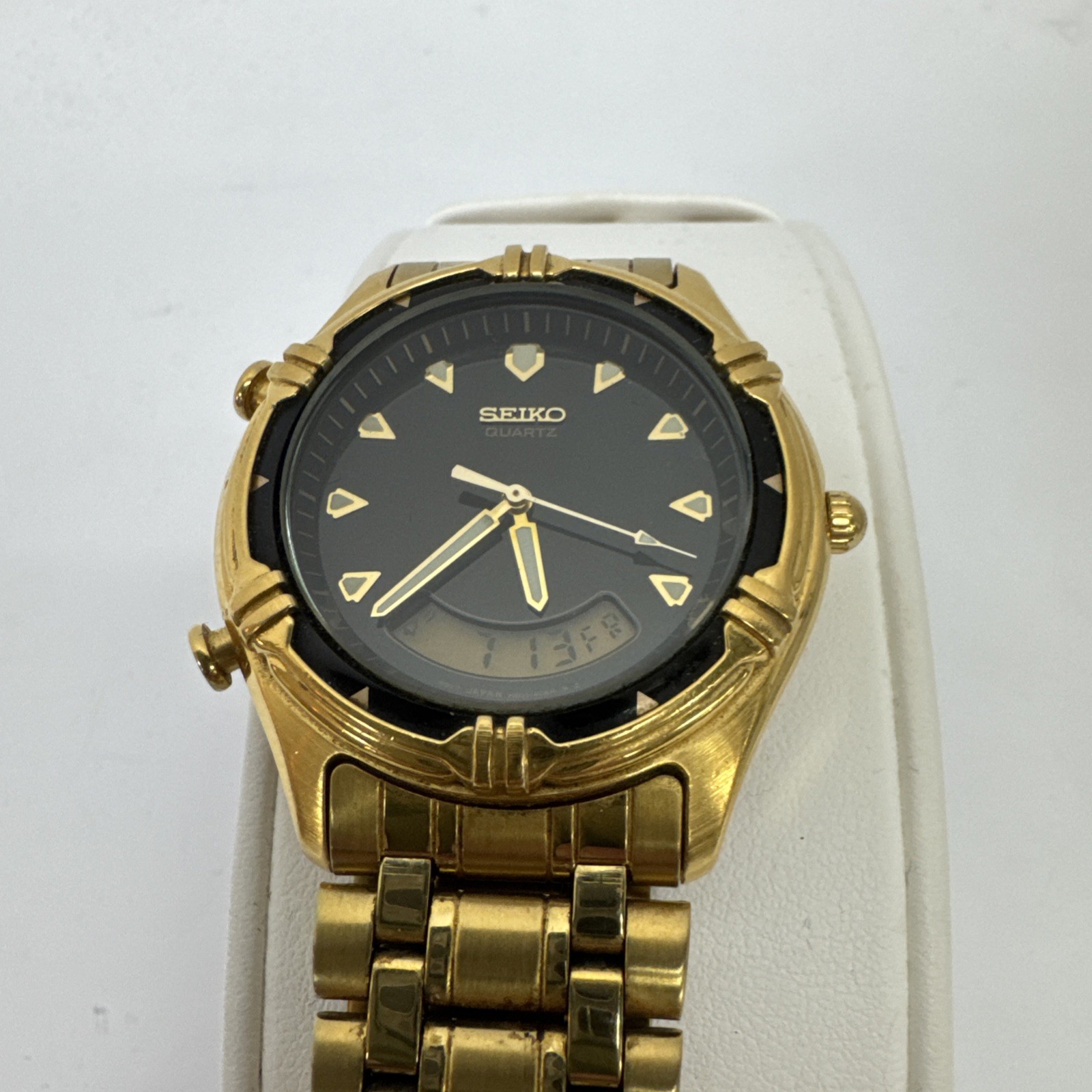 VTG Seiko H801 Or H802 Series Analog-digital Watch. New Battery Runs Great