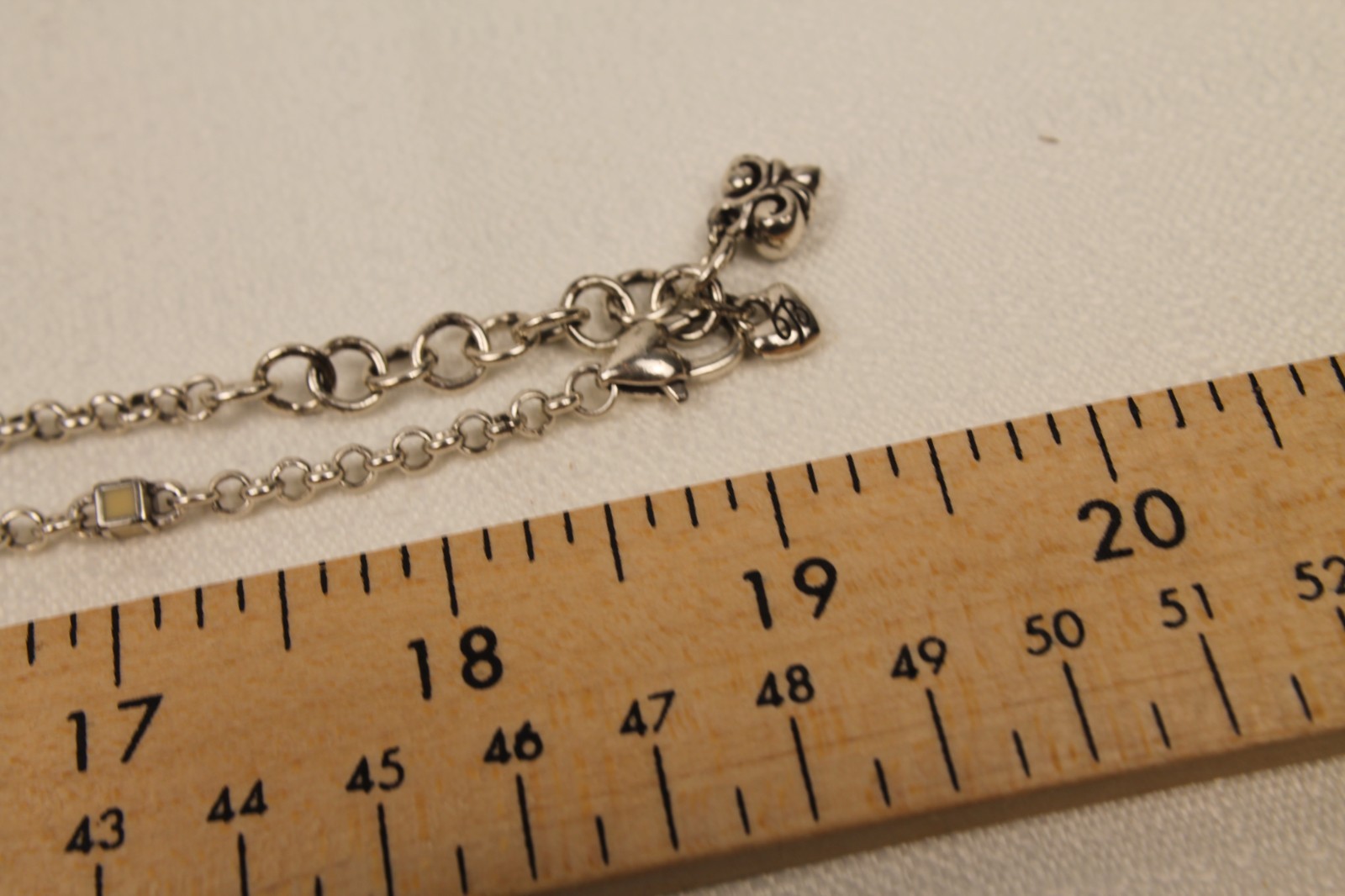 Brighton Silver Tone Cream Enamel Scroll Filigree Station Rolo Chain Necklace 19