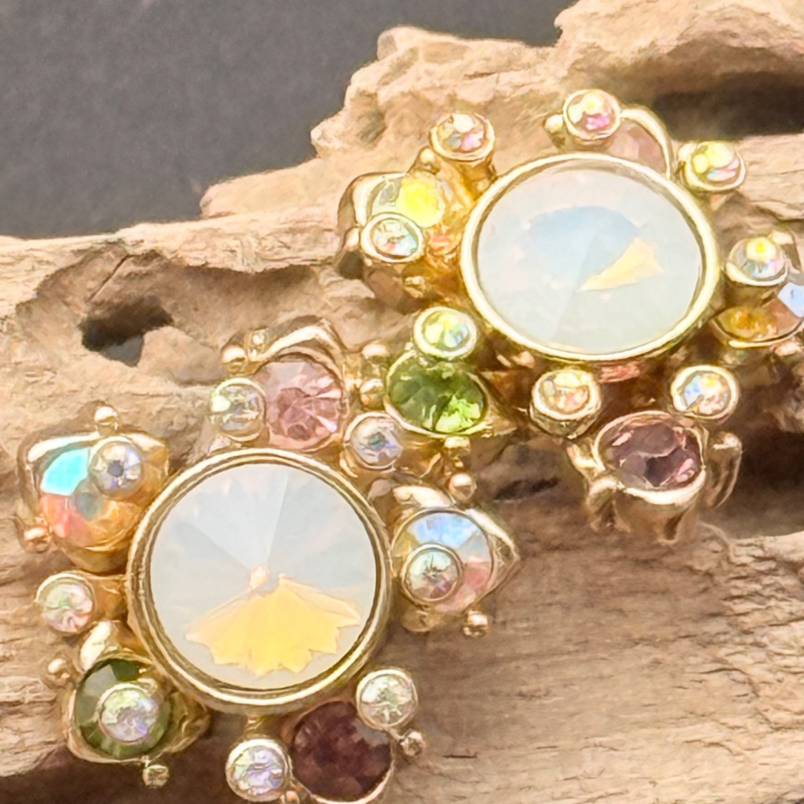 Signed Beatrix BJ Faux Opal AB Rhinestone Gold Tone Clip On Earrings Vintage