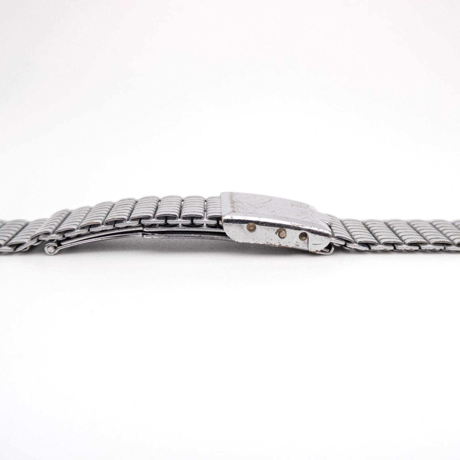 Partial Vintage Gemex 16.0 mm silvertone wristwatch bracelet with trifold clasp