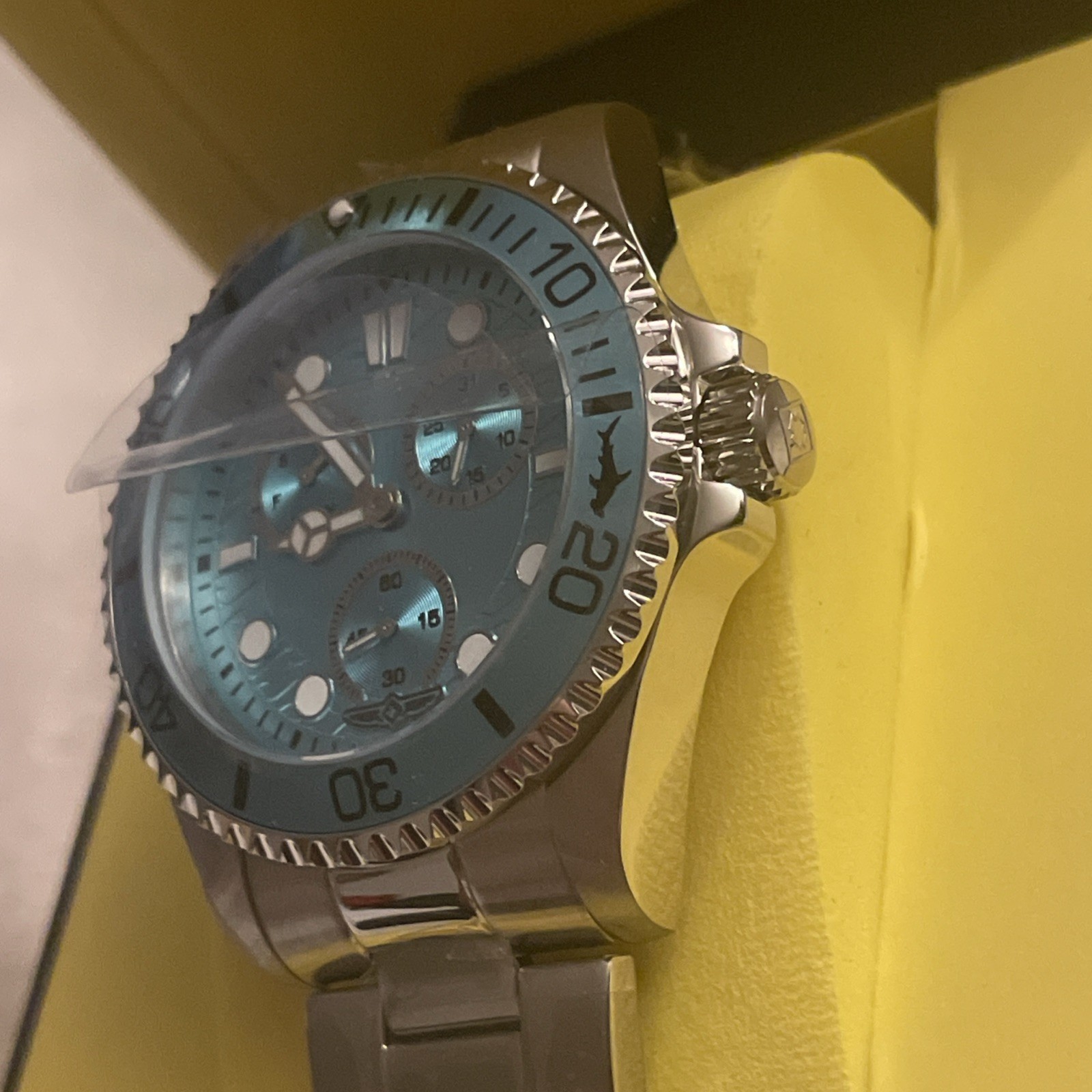 Invicta Pro Diver Quartz Turquoise Dial Men’s Watch 49277