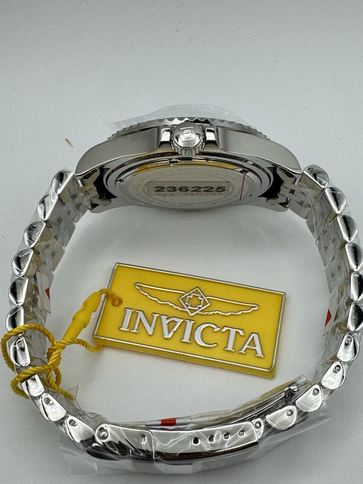 Invicta Pro Diver Heritage 35129 Men’s 43mm Black Dial Steel Watch New Box