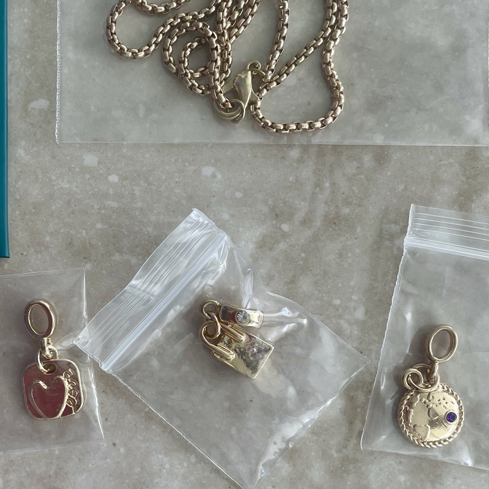 EFFY WITH LOVE AMULET OF ADVENTURE CRUISE NECLACE 24″ & 11 CHARMS PENDANTS NEW