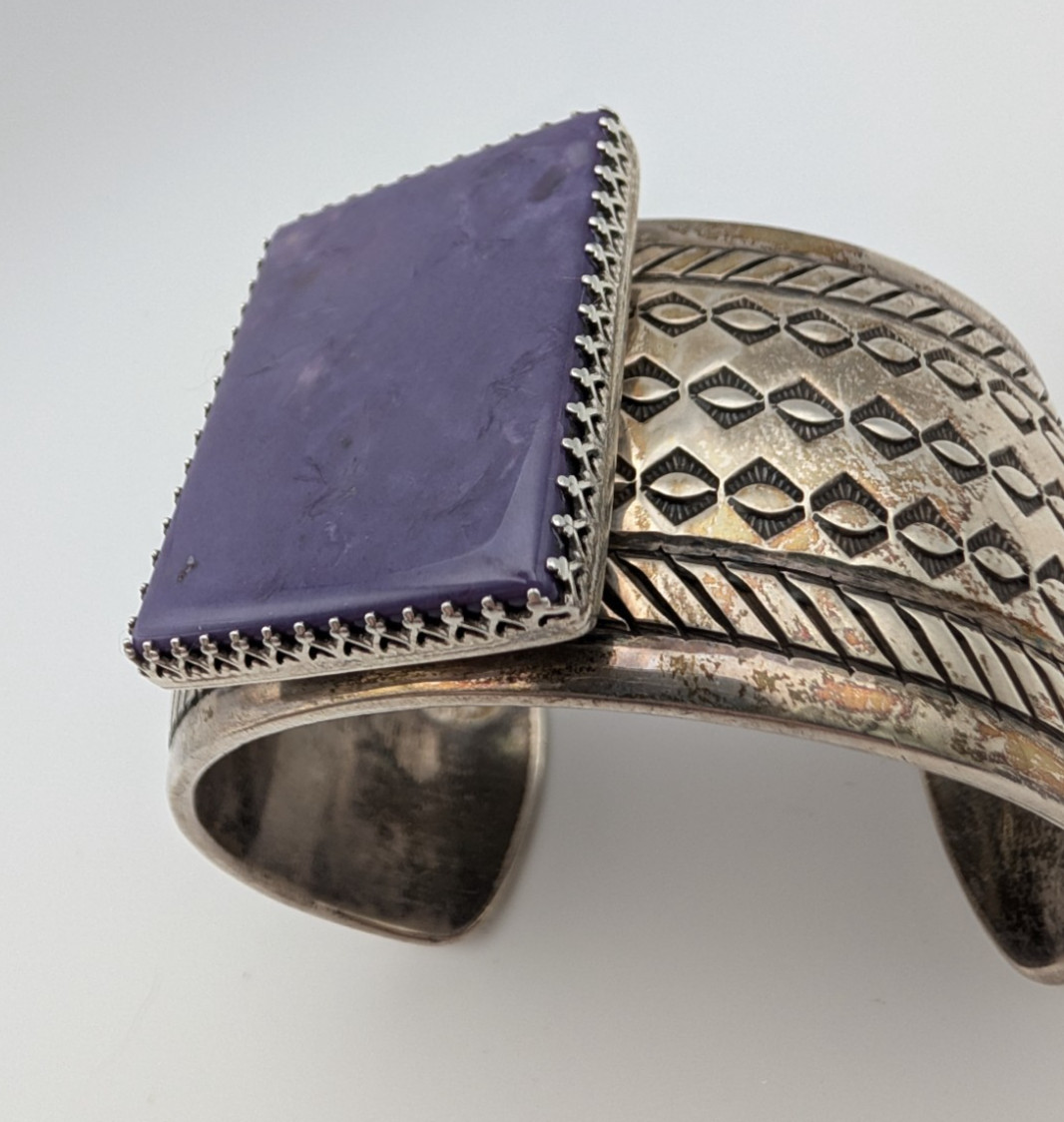 Gary S. Custer Navajo Sterling Charoite Cuff 114g Hand-Stamped 1⅜” Wide