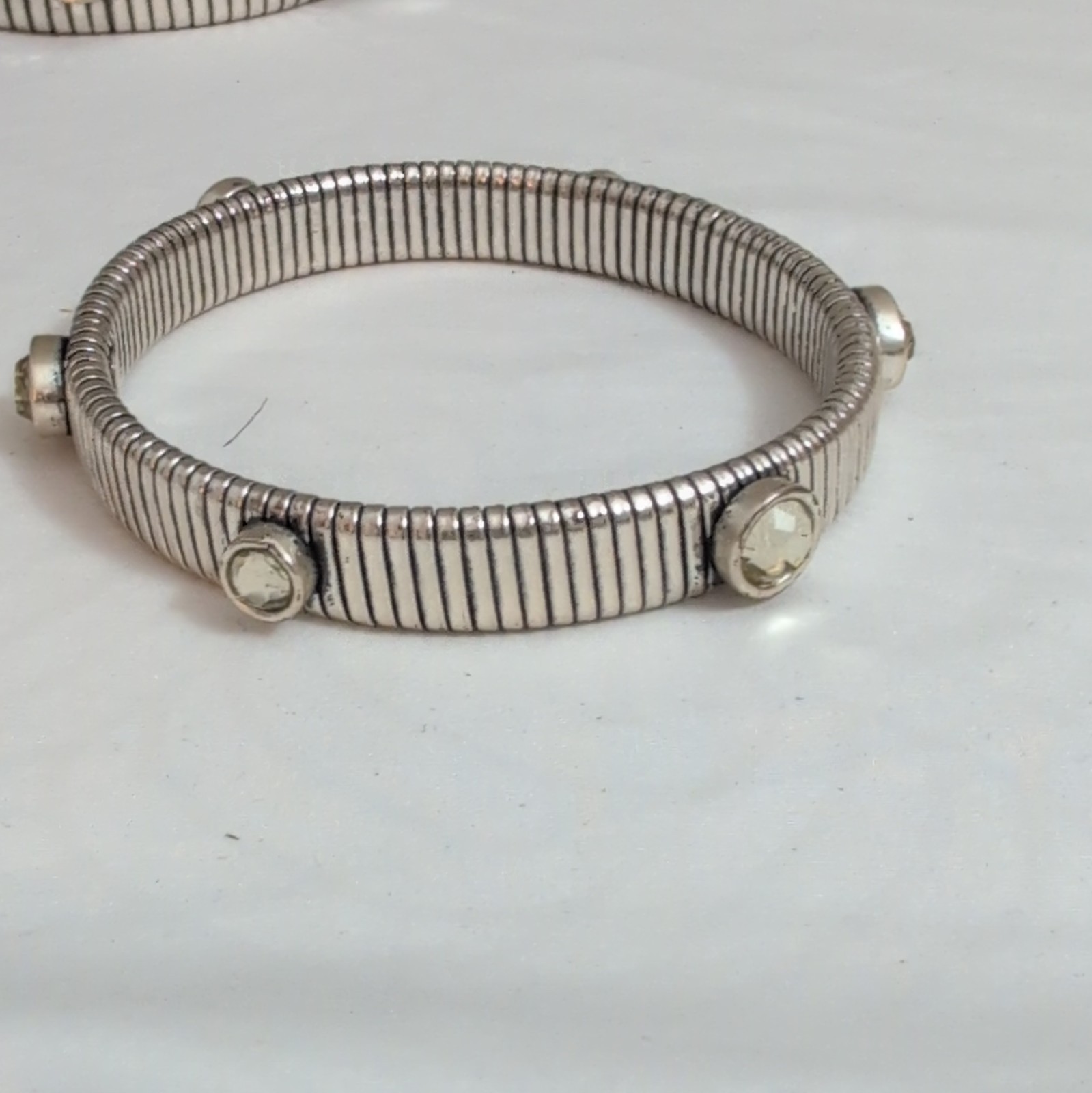 Chico’s Jewelry Set of 3 Stackable Silver Tone Bracelets, Blue Druzy, Gift Pouch