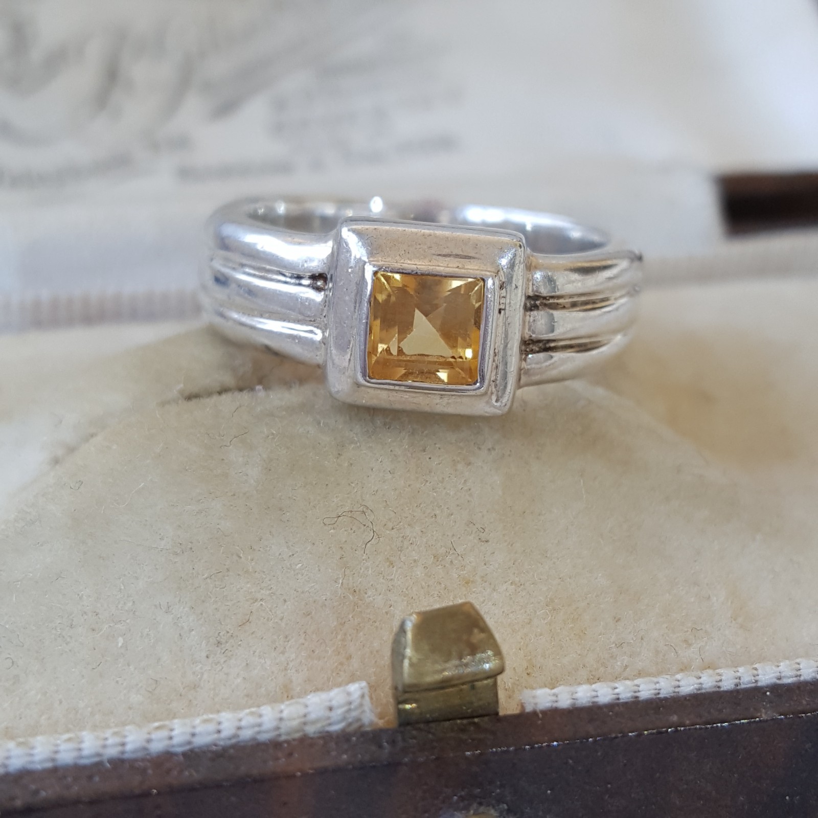 Vintage 925 Sterling Silver Ring, Genuine Citrine Gemstone, Size i.5 US 4.5