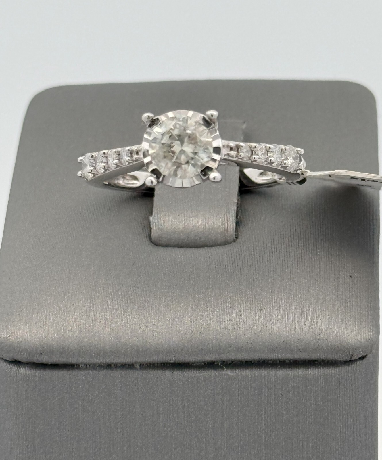 14k White Gold 0.90 CT Diamond Engagement Ring, 3.2g, Size 7, S15031