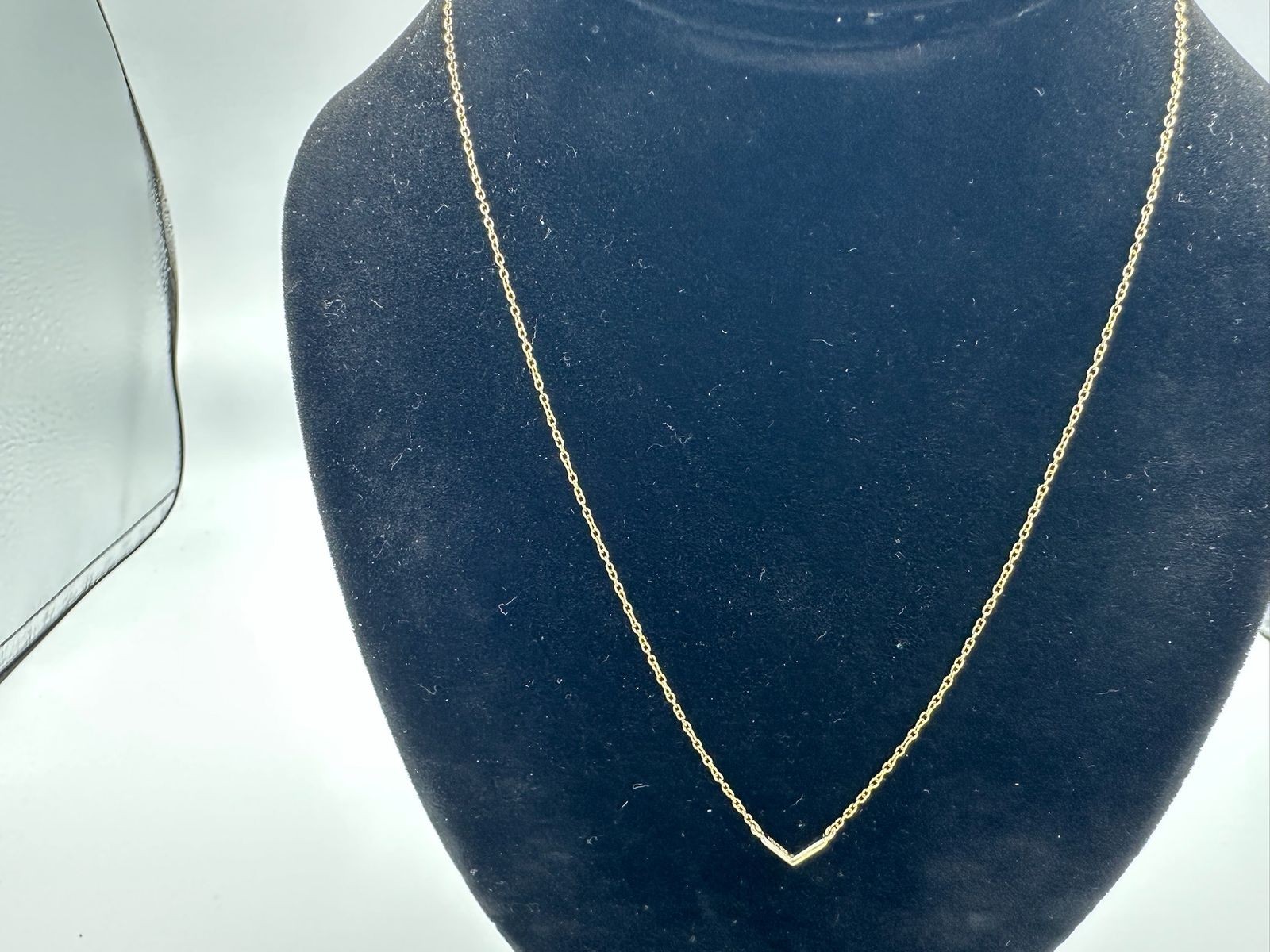 1.24g Vintage Sterling Silver 925 V Chevron Pendant Chain Necklace 18 in M