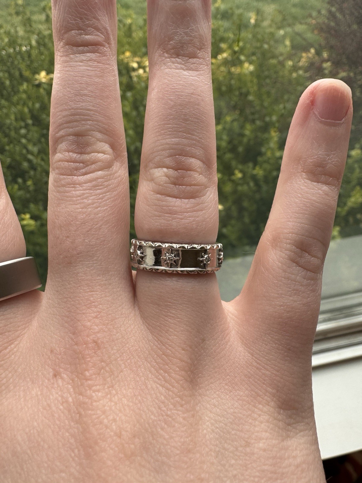Brilliant Earth Sol Starburst Ring — White Gold