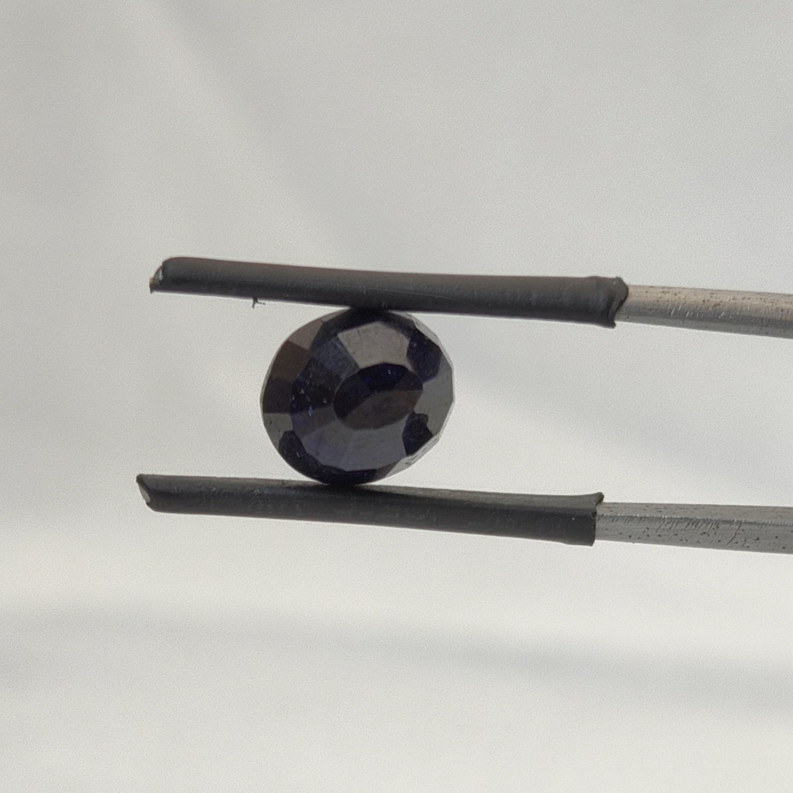 Beautiful Natural Blue Sapphire Oval Cut 4.90Ct Loose Gemstone 9.05×7.71×6.87 mm