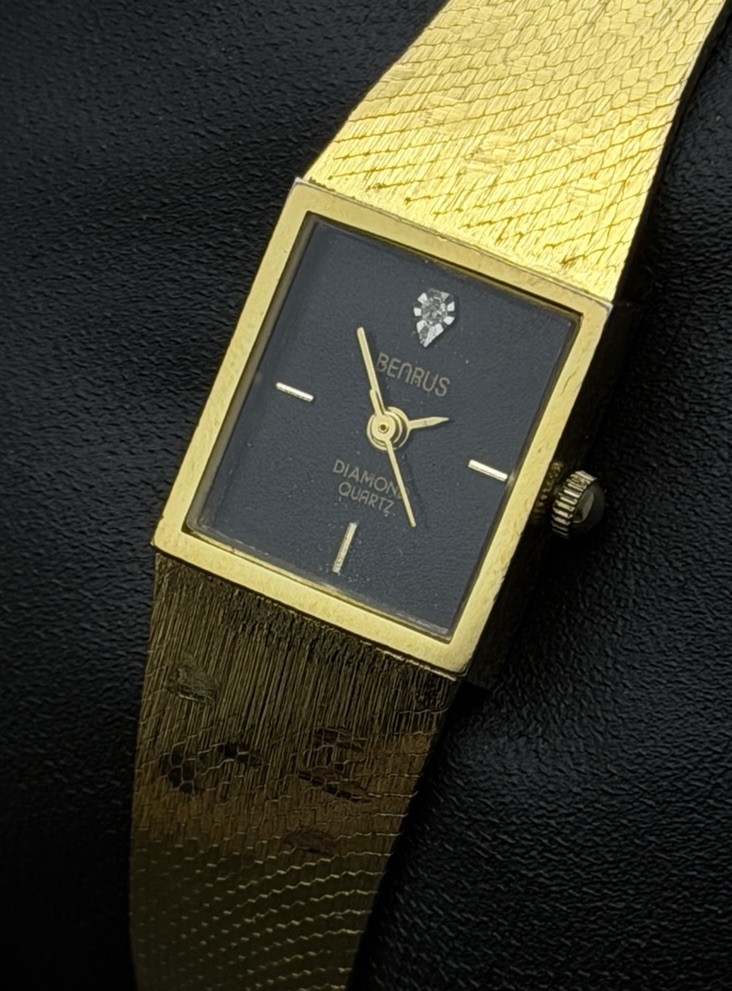 Vtg 1989 BENRUS Tank Diamond Women’s 18mm Quartz Watch Gold Case Bracelet Black