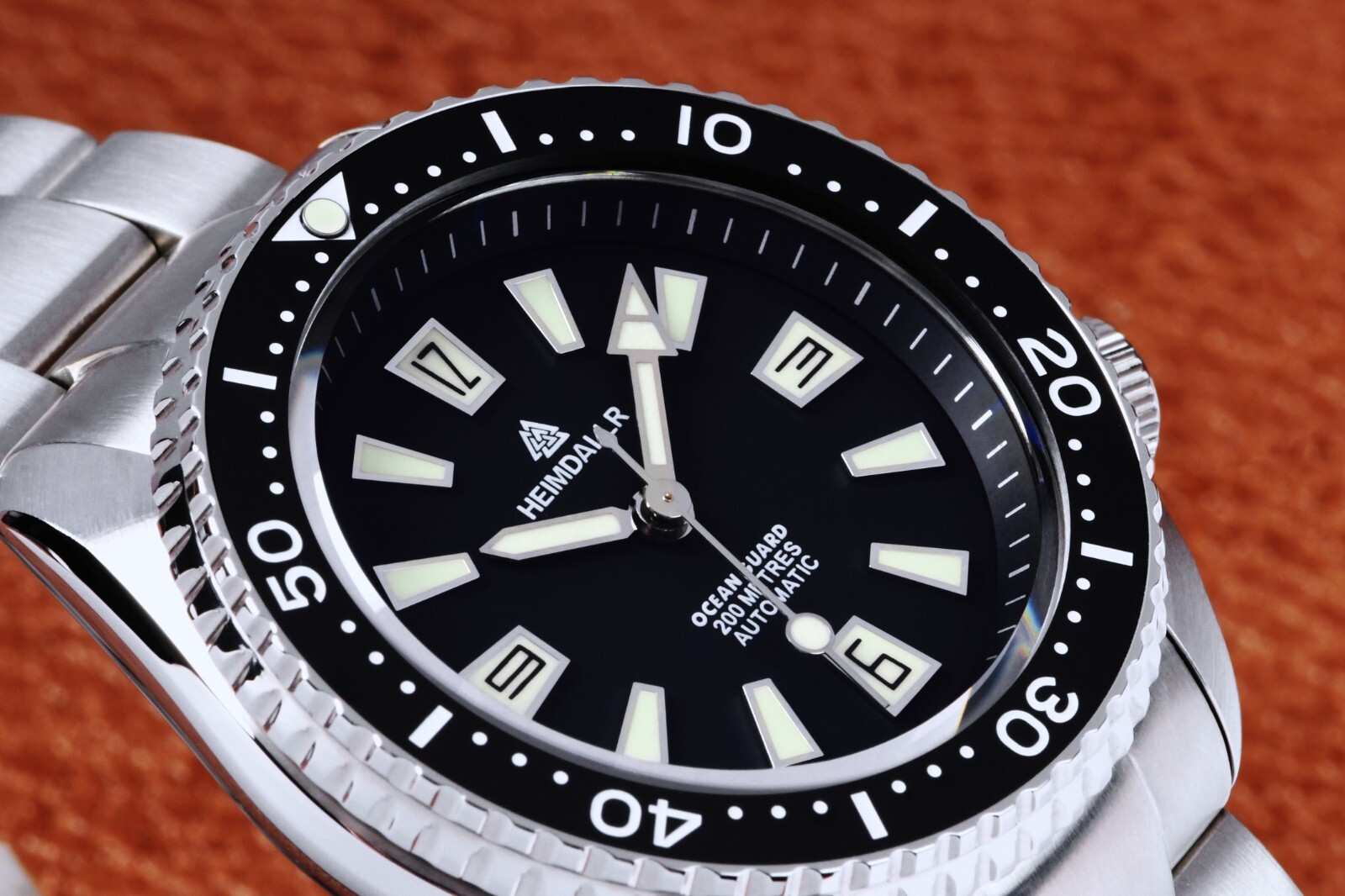 Heimdallr Sharkey H6-80C NH35A Diver 200M 660FT Automatic Watch 316L 41mm C3 SKX