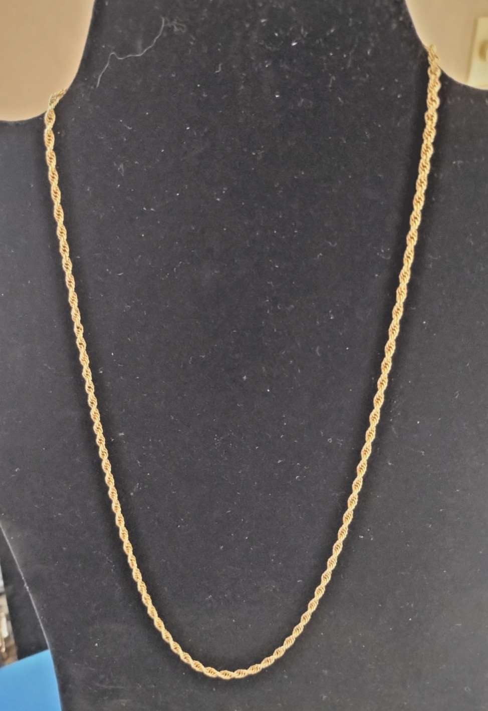 14k Gold Chian. 18 inches long 4.8 grams