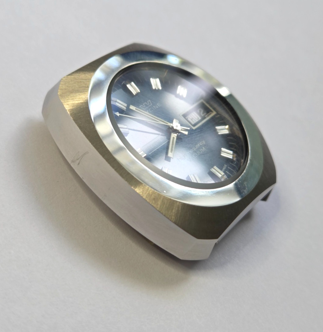 Glycine High Frecuency Automatic Watch Vintage Men Spectrum Vacuum Blue Dial NOS