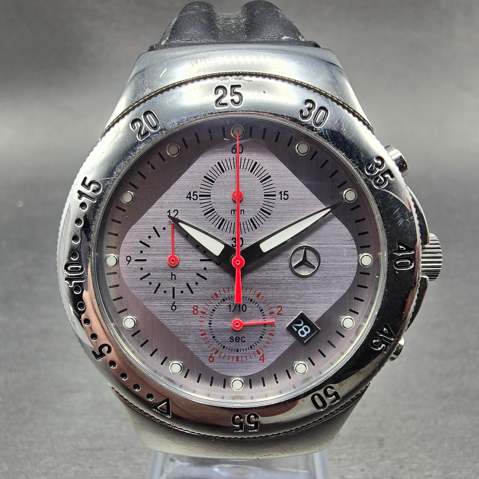 Mercedes Benz Chronograph Watch Men 39mm Silver Dial Steel Date Round New Batt