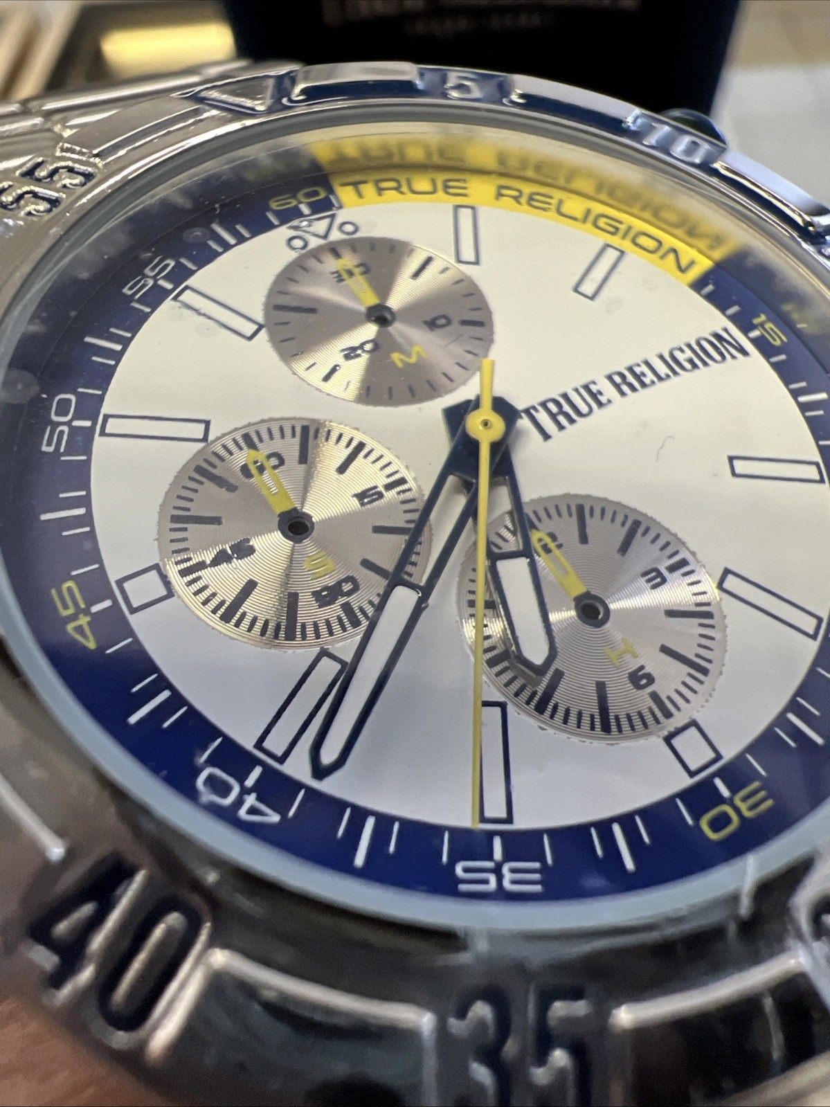 True Religion Men’s Chronograph Watch Stainless Steel White🎁Dial Quartz New Box