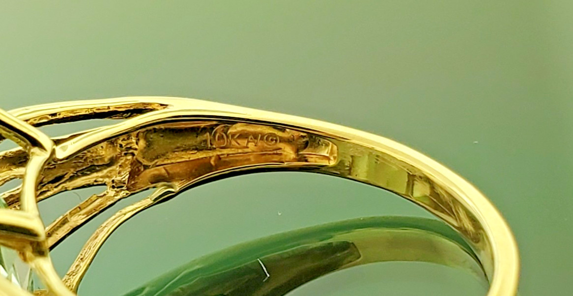 Natural 4.65 Cushion Light Blue Green Ladies Yellow Gold Ring