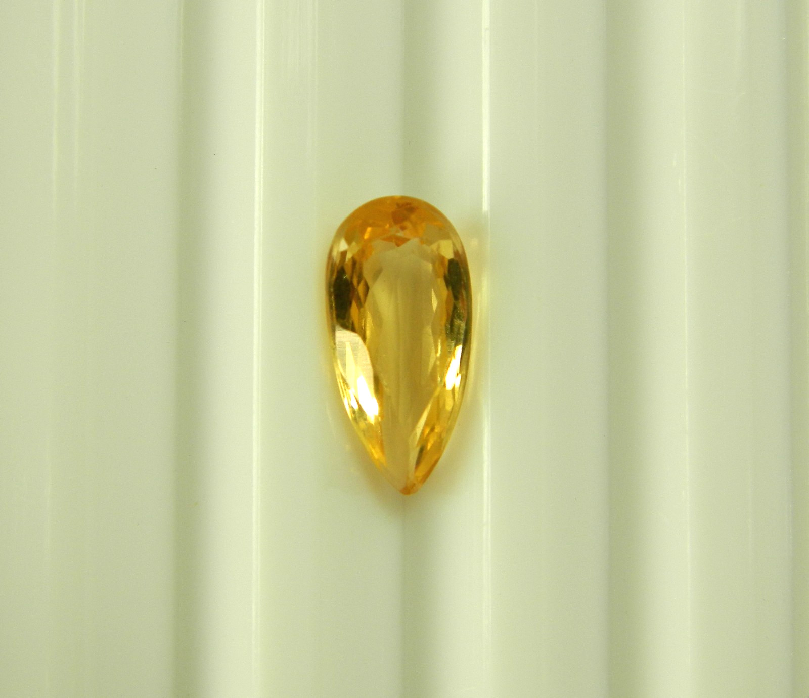 Imperial Topaz 2.57 Ct Clarity IF Pear Cut Natural Golden Brazil I084