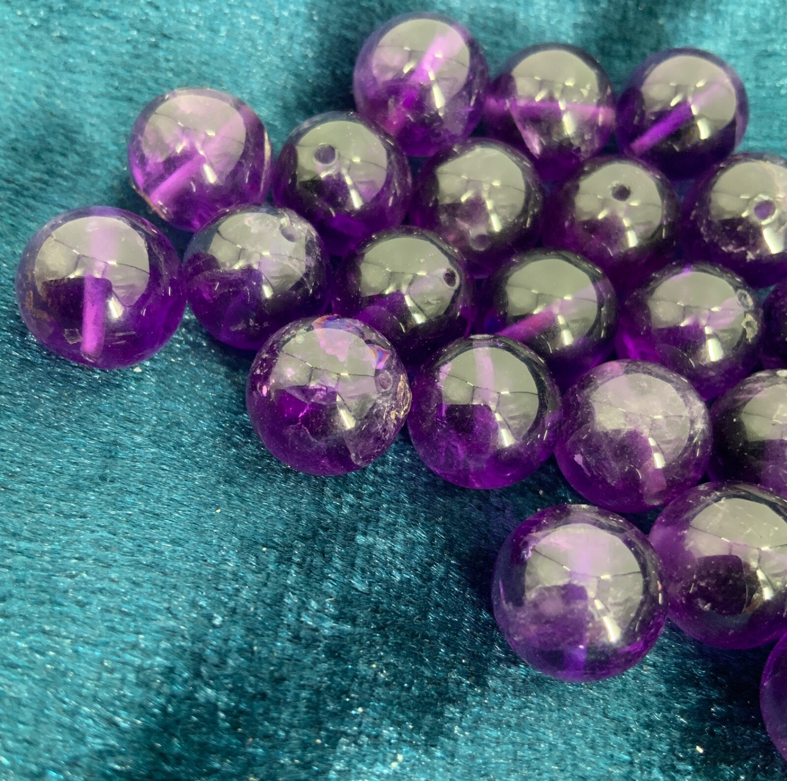 Lot (32) Genuine Amethyst Drilled Loose Jewelry Beads 10.8mm